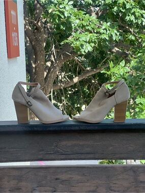 Qupid Taupe Open-Toe Suede Block Heel Sandals